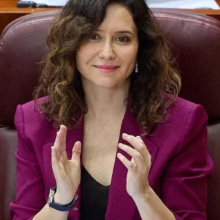 Ayuso confesó a una periodista en 2023 que invertía en ladrillo: "Se ha hecho dueña"