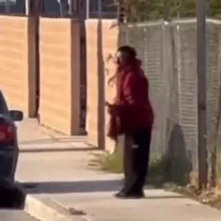 Hombre se come la pierna de un atropellado por un tren en California