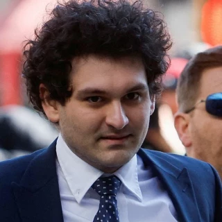 Sam Bankman-Fried, niño prodigio de las criptomonedas, condenado a 25 años de prisión