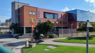 Prisión sin fianza para uno de los detenidos por la brutal paliza a un hombre en Gijón