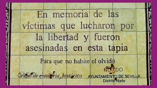 En 1936, criminales franquistas asesinaron en Sevilla al catedrático de la Escuela Normal, Laureano Talavera Martínez, empeñado y comprometido con el proyecto educativo republicano