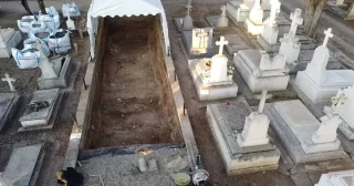 “Les lanzaron a una fosa común y siguieron abrazados”: Valladolid entierra los restos de 199 fusilados durante la Guerra Civil