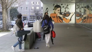 Llaman al teléfono equivocado y dejan sin trabajo a una profesora interina