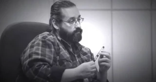 La Fiscalía presenta una denuncia contra el dramaturgo Ramón Paso por presuntos agresiones sexuales a 14 mujeres