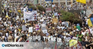 Miles de personas protestan en Canarias contra la masificación: ''Las islas no viven del turismo, el turismo vive de ellas''