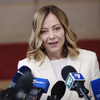 Italia aprueba la ley que permite la entrada de asociaciones antiaborto en consultorios