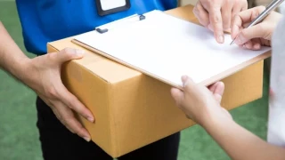 Los equipos médicos de Gaza desentierran cientos de cadáveres en las fosas comunes en las inmediaciones de los hospitales