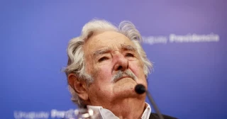 El ex presidente uruguayo José Mujica anunció que tiene un tumor en el esófago
