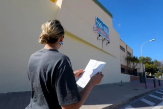 Un colegio concertado de Alicante echa del comedor a dos alumnas con necesidades especiales pese a estar becadas por el Consell