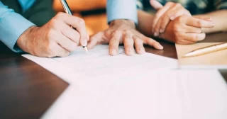 La justicia anula un testamento en el que se nombraba a la viuda como heredera universal pero las deudas las debía pagar la hija del fallecido