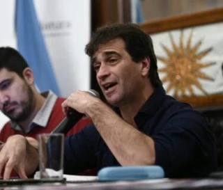 “Presentamos nuevas pruebas que demuestran que Milei viajó por temas personales a España con fondos públicos”