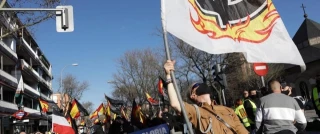 Los amigos de Borja Villacís cuelan simbología nazi en su funeral