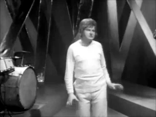 Benny Hill - The Rolling Stones (The Strolling Ones)