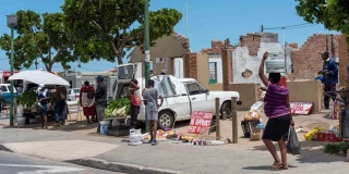 Sudáfrica sería el primer país con ingreso básico universal sin condiciones