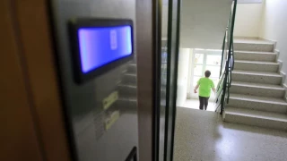 El presidente de una comunidad de vecinos se sube el sueldo y ganará más que Pedro Sánchez