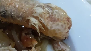 "¿Sabes qué era el gazpacho? Agua con un poquito de color, daba asco": falta de personal, menús muy baratos e inspecciones previo aviso en las residencias de mayores