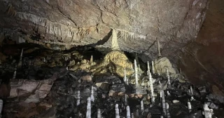 Hallazgo histórico en la Cueva de Valporquero: descubren una nueva 'catedral' subterránea de 1.000 metros en una remota sala