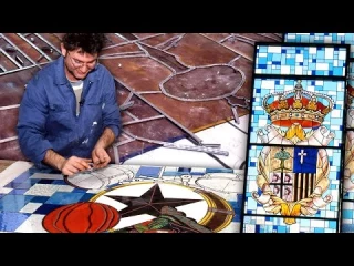 Vidrieras emplomadas artesanas. Pintado, montaje y soldado de cristales de colores con plomo fundido
