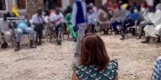 Immigrantes africanos explotados en los campos de fruta de Albacete