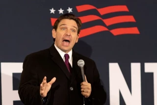 Satanistas se ofrecen como voluntarios en escuelas de Florida en protesta por proyecto de ley religioso de DeSantis