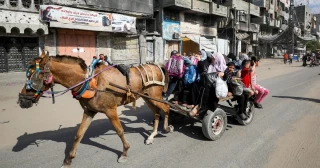 Oficiales de Defensa israelíes: El Gobierno descarta el acuerdo sobre los rehenes y pretende la anexión de Gaza [EN]