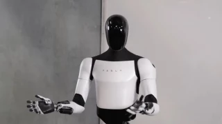 El robot humanoide de Tesla presentado con el Cybercab era controlado remotamente