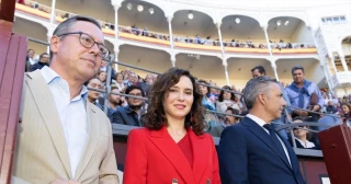 Los presupuestos de Ayuso para 2025: destinan más subida a los toros que a reducir las listas de espera sanitarias