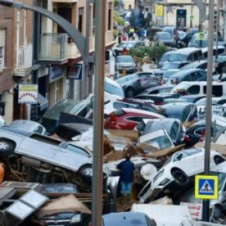 El PP ante las catástrofes: mentir, echar la culpa a otros y mirar hacia otro lado