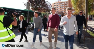 Mazón miente al ser increpado en Torrent por su gestión el día de la DANA: "Estaba todo el mundo en su sitio"