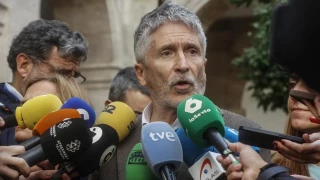 El Gobierno estalla contra Mazón por desentenderse de las carreteras autonómicas y locales afectadas por la DANA: "Es inaceptable"