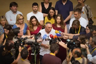 Compromís se ofrece para presentar una moción de censura a Mazón