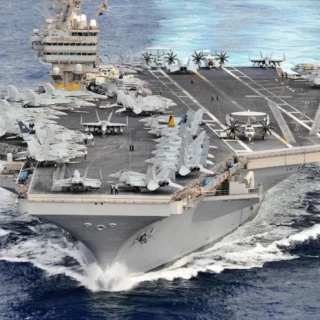 EEUU retira otro portaviones del mar Rojo tras ataque de Yemen