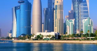 Una joven que viajó a 50 países revela el único al que no volvería: Catar, “El silencio fue la primera pista de que no era mi tipo de ciudad”