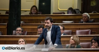 El rechazo del PSOE tumba una moción de Podemos para desclasificar los documentos del 23-F