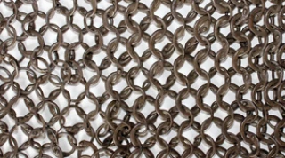 Reciclaje y reparación en la frontera romana: un tesoro de cota de malla en Bonn (ENG)