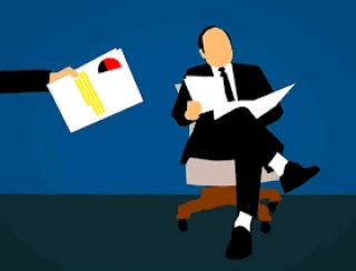 40.000€ de indemnización por represaliar a un trabajador al usar su permiso de “puta paternidad”.