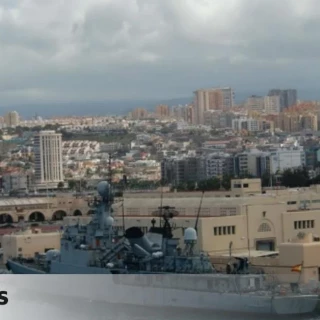 Apartado un sargento por injurias a la Corona y la Constitución, destinado en el Arsenal de Las Palmas de Gran Canaria