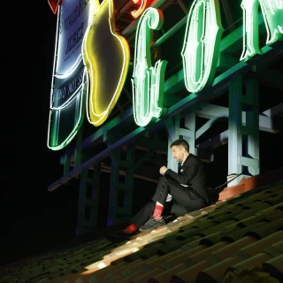 David Broncano se acuerda del artículo 47 y lleva el problema de la vivienda a las campanadas de RTV