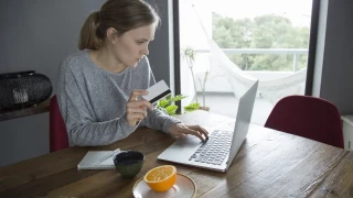 Transferencias inmediatas: la nueva normativa cambia en 2025 y compite con Bizum