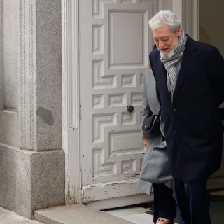 Miguel Ángel Rodríguez endosa al novio de Ayuso el bulo de que la Fiscalía le había ofrecido un pacto para cerrar su causa por fraude fiscal