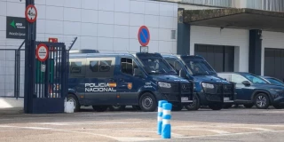 Detenida toda la junta directiva de los taxistas del aeropuerto de Sevilla por organización criminal