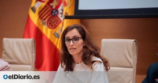 Sanidad quiere impedir que los jefes de servicio de los hospitales públicos trabajen también en la privada