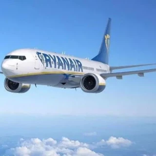 España acusa a la aerolínea Ryanair de "chantaje"