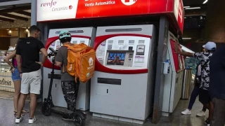 El precio de los Cercanías, media distancia y autobuses interurbanos subirá este mismo jueves tras decaer el decreto 'ómnibus'
