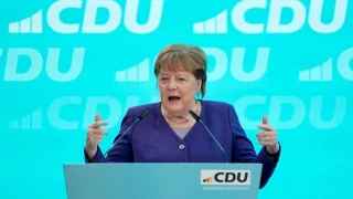 Merkel critica al candidato de su partido CDU por cooperar con la extrema derecha alemana