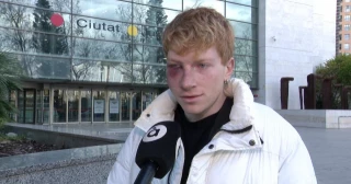 Siete jóvenes, algunos de ellos menores, apalean a un joven en Valencia al grito de “maricón” (VAL)