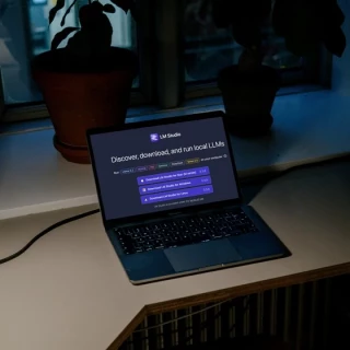 DeepSeek en local era justo lo que buscaba: una inteligencia artificial de calidad, privada y sin suscripciones