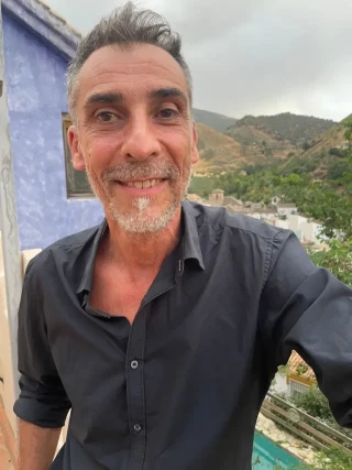 "La gente prefiere no saber qué contienen la lechuga, el tomate o la fresa, porque si supiera, ya no comería"