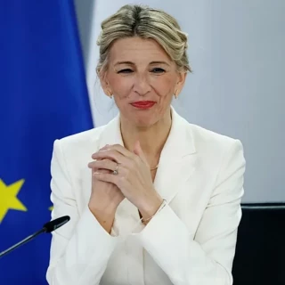 Díaz saca su jornada de 37,5 horas y avisa al PP: "Tienen que decidir si se reconcilian con los trabajadores o cometen el error de la reforma laboral"