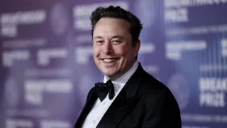 Los accionistas de Tesla maniobran para despedir a Elon Musk, aunque por el momento no harán nada